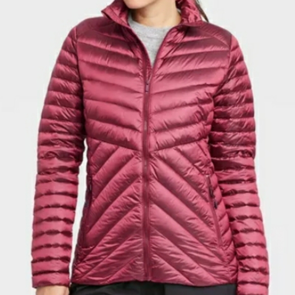 Women's Burgundy L Puffer Jacket - Picture 3 of 6